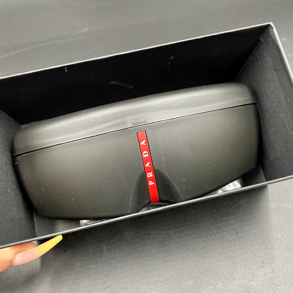 PRADA SUNGLASSES - Picture 6 of 6